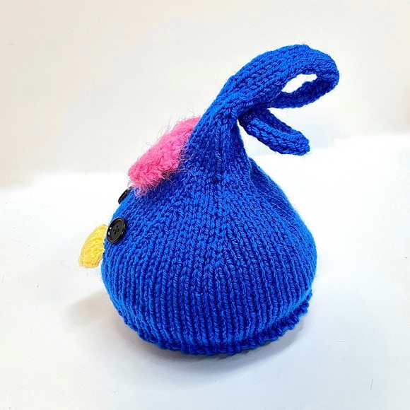 NWT Hand Knit Infant Bluebird Beanie Hat with Button Eyes Size 6-12 Mos. - Picture 5 of 7
